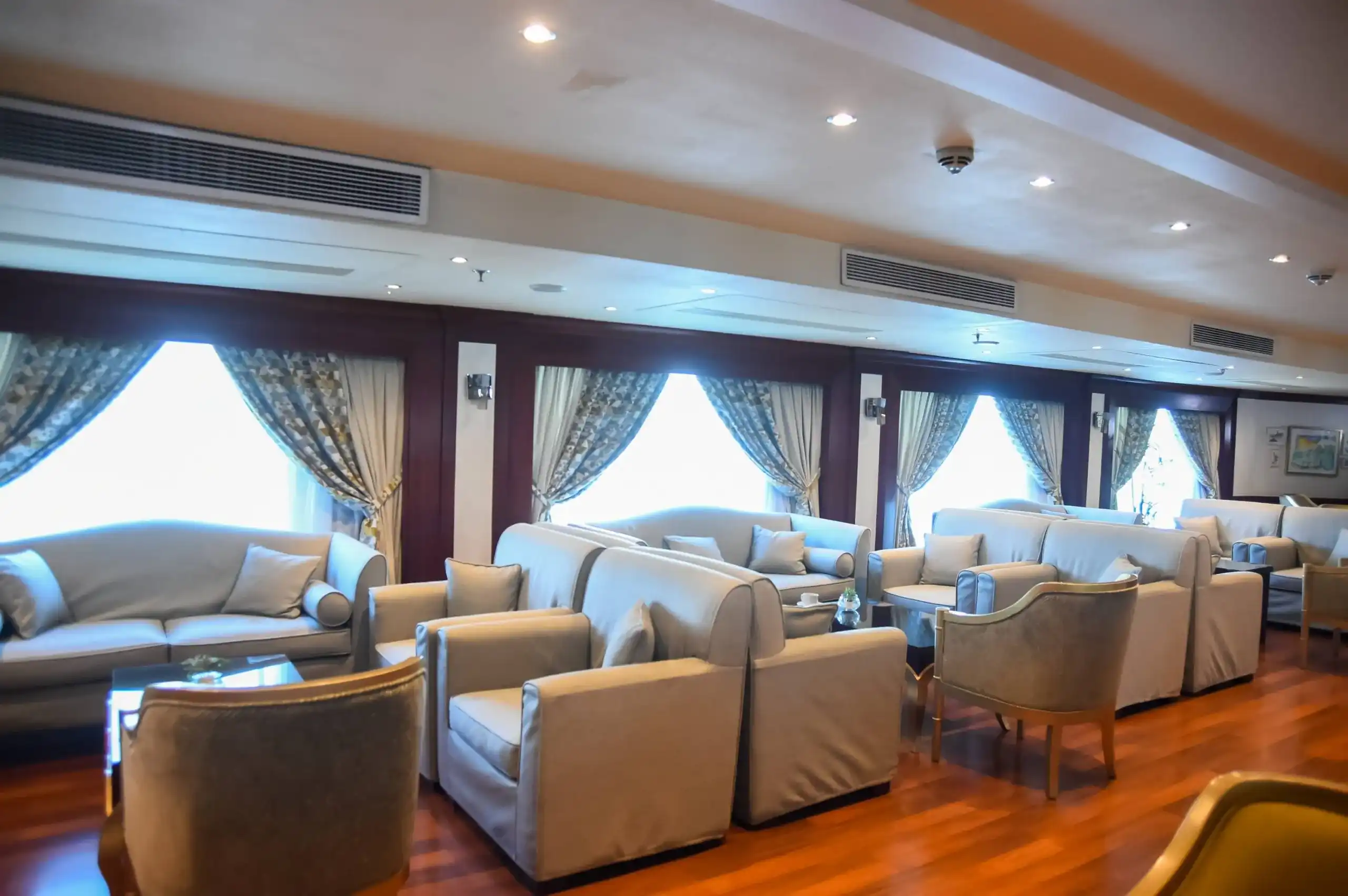 Amwaj Livingstone photo 5
